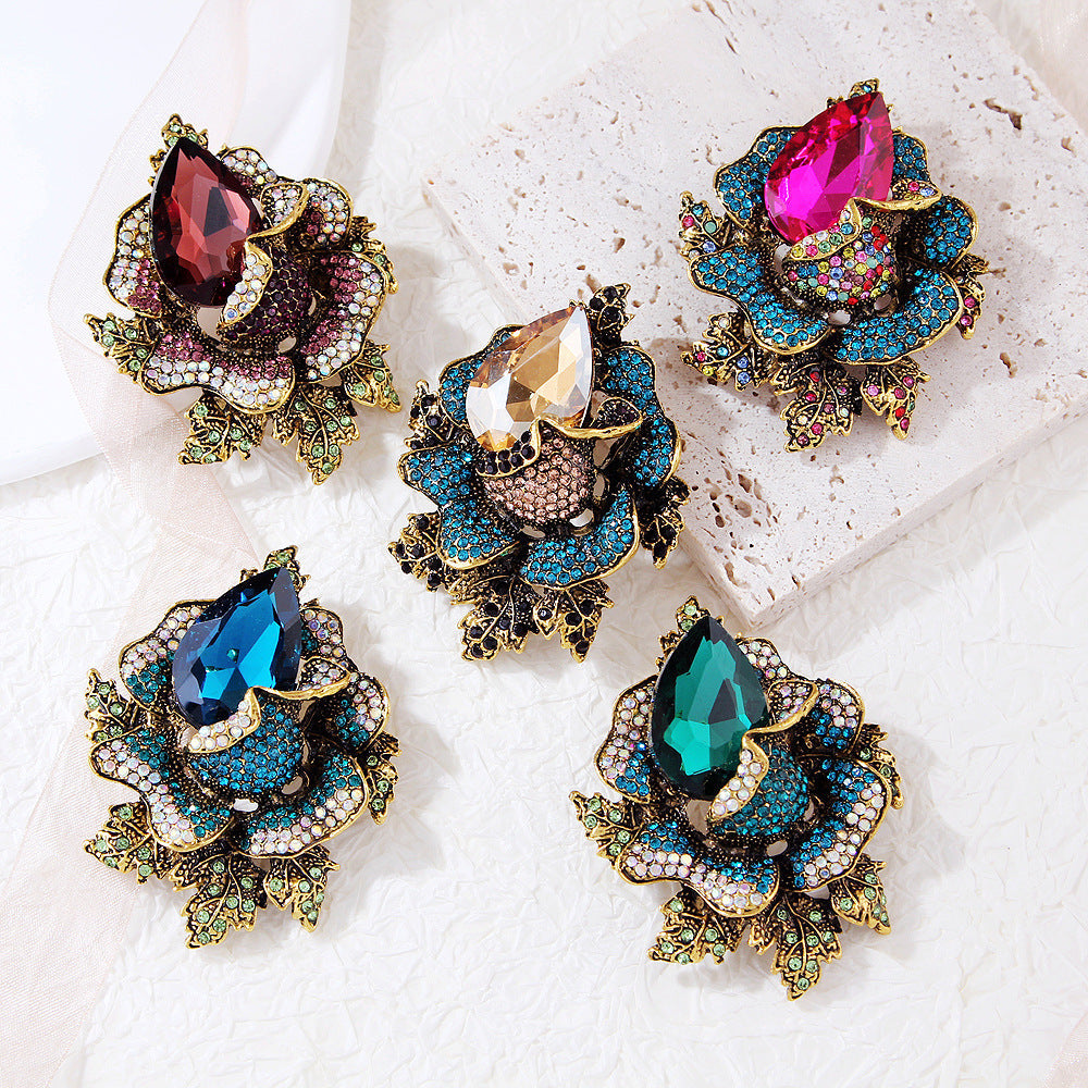 Floral Rhinestone Brooch PA4074