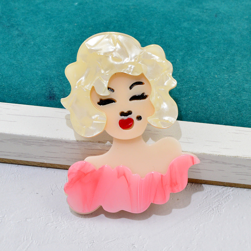 Monroe Acrylic Brooch PA4084