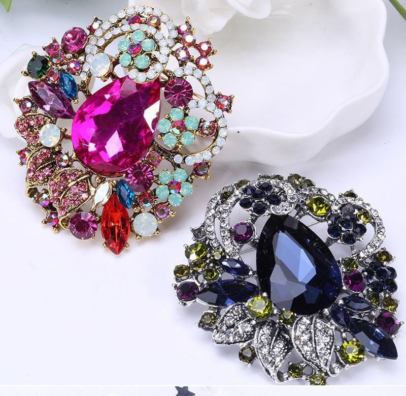 Floral Rhinestone Brooch PA4120