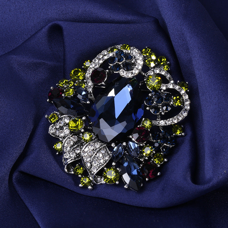 Floral Rhinestone Brooch PA4120