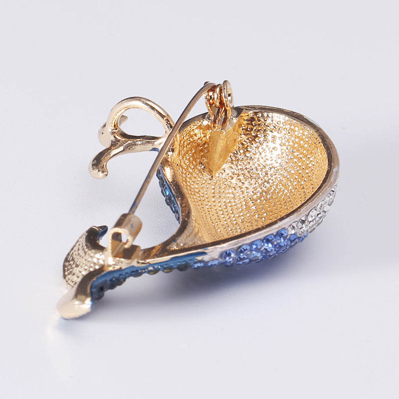 Whale Rhinestone Brooch PA4288