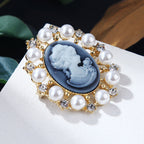 Lady Brooch PA4381