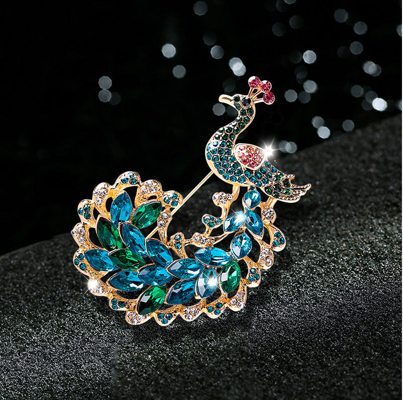 Peacock Rhinestone Brooch PA4521