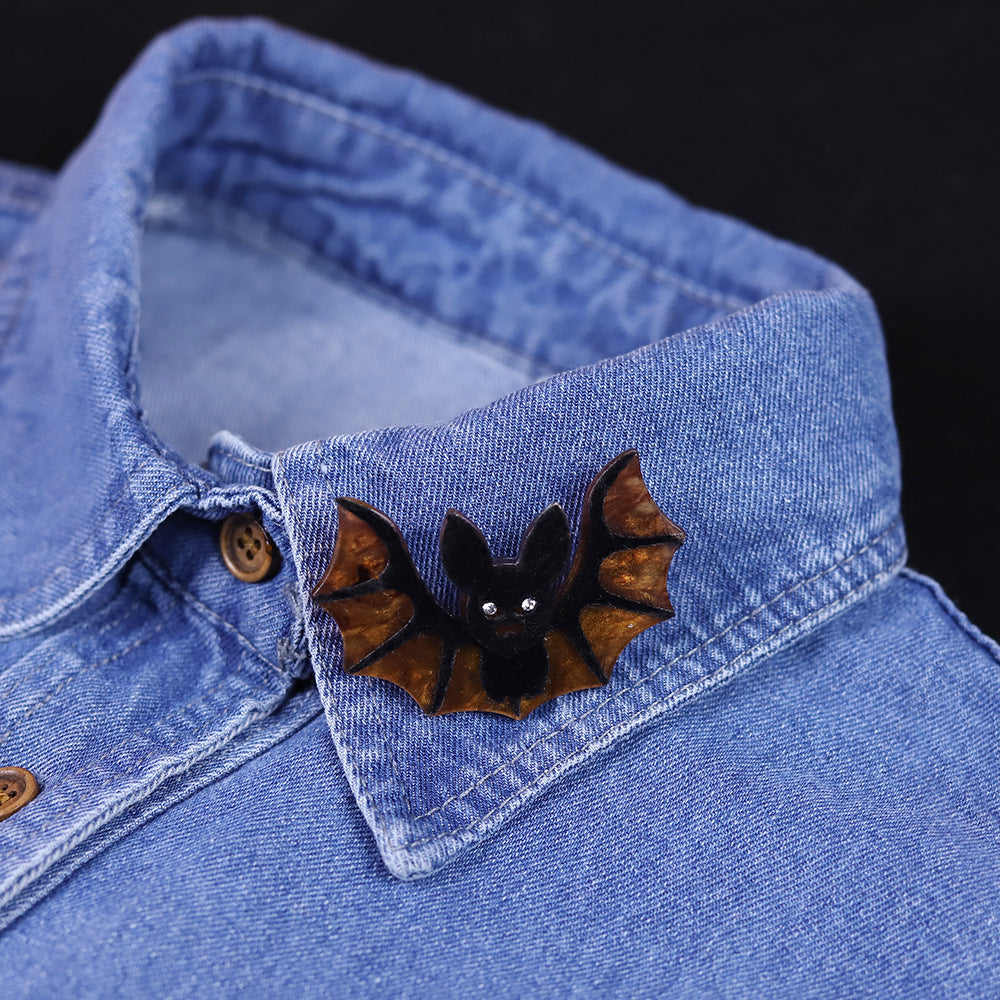 Bat Acrylic Brooch PA4601