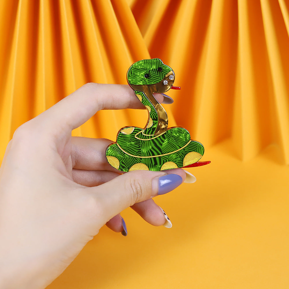 Snake Acrylic Brooch PA4703