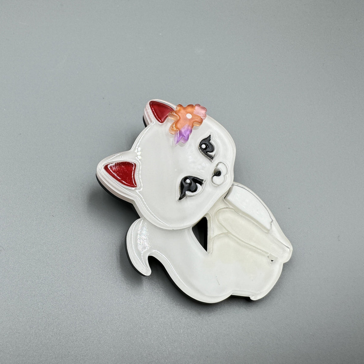 Cartoon Cat Acrylic Brooch PA5023