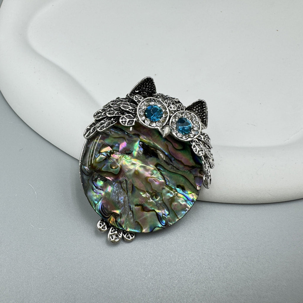 Mother Of Pearl Owl Brooch PA5087