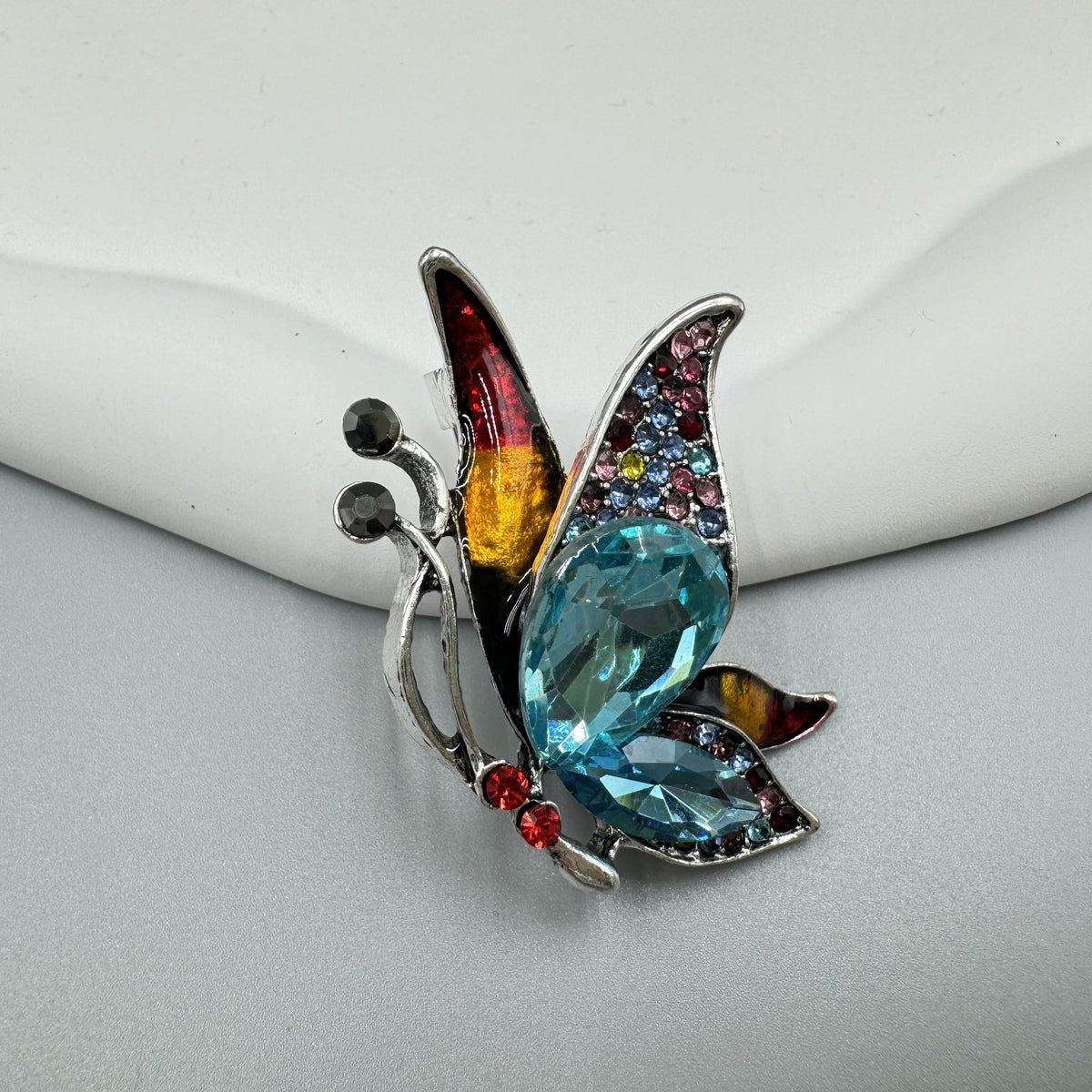 Butterfly Rhinestone Alloy Brooch PA5173