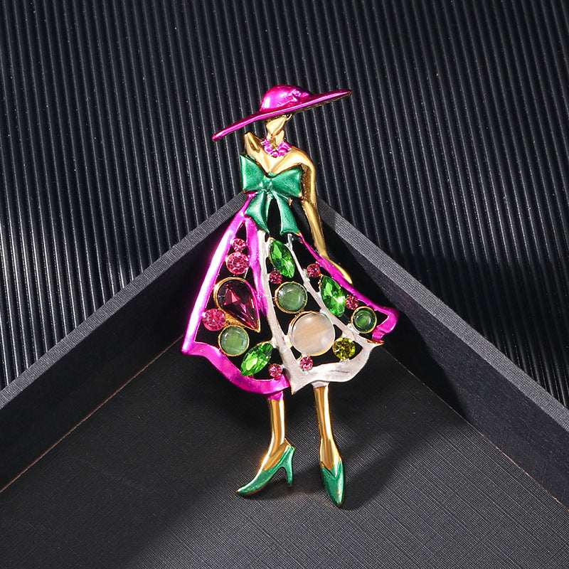 Pink Lady With Hat Brooch PA5263