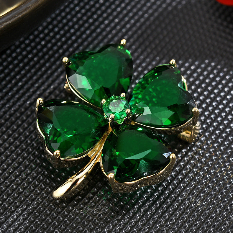 Green Clover Brooch PA5380