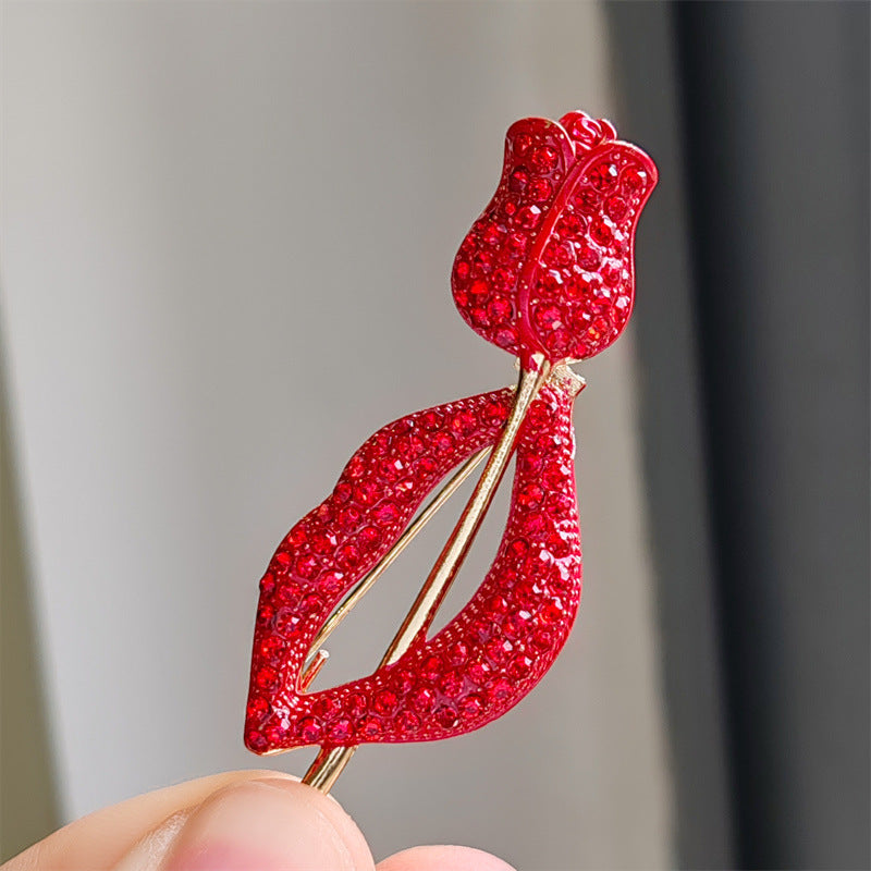 Red Lipped And Rose Rhinestone Alloy Brooch PA5504