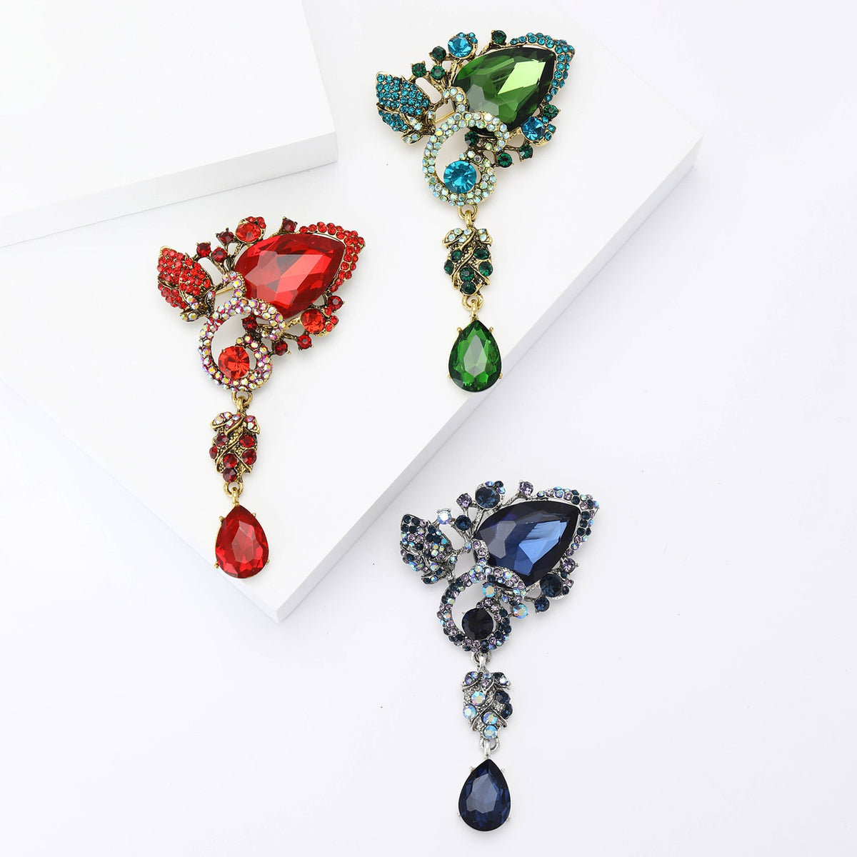 Water Drop Shape Brooch PA5517