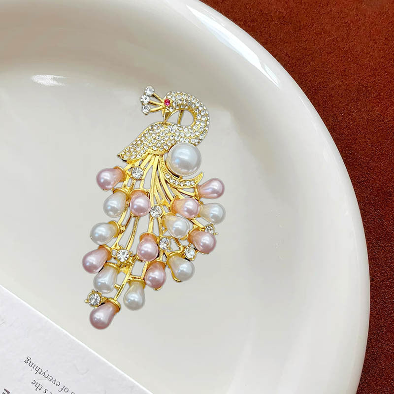Peacock Pearl Brooch PA5632