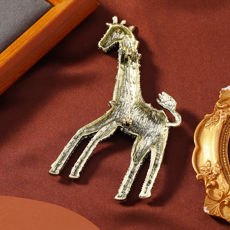 Giraffe Rhinestone Alloy Brooch PA5642