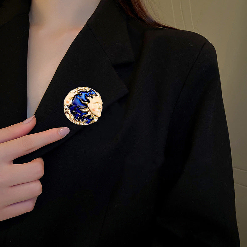 Sun God  Rhinestone  Alloy Brooch PA5704