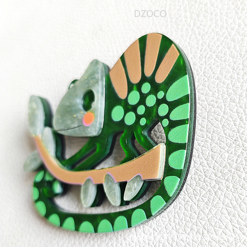 Chameleon Acrylic Brooch PA5742