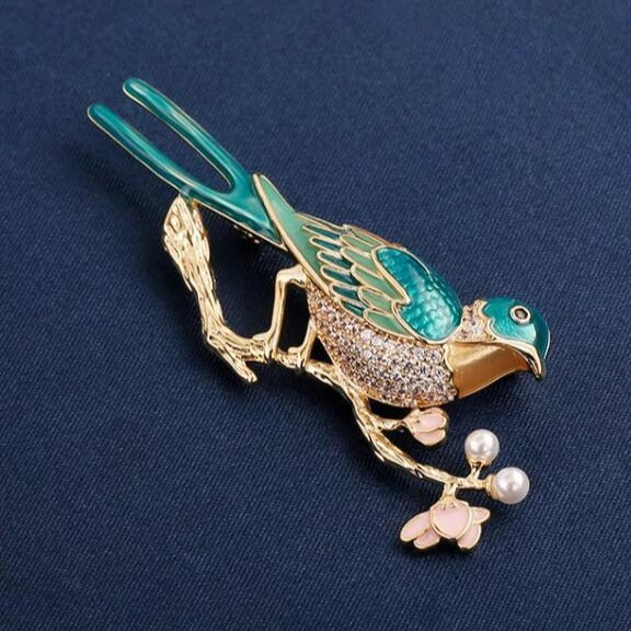 Magpies Climb Plum Blossoms Alloy Rhinestone Brooch PA5802