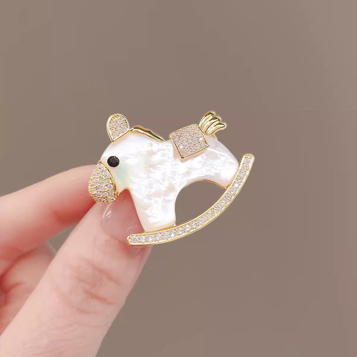 Trojan Horse Acrylic Brooch PA5865