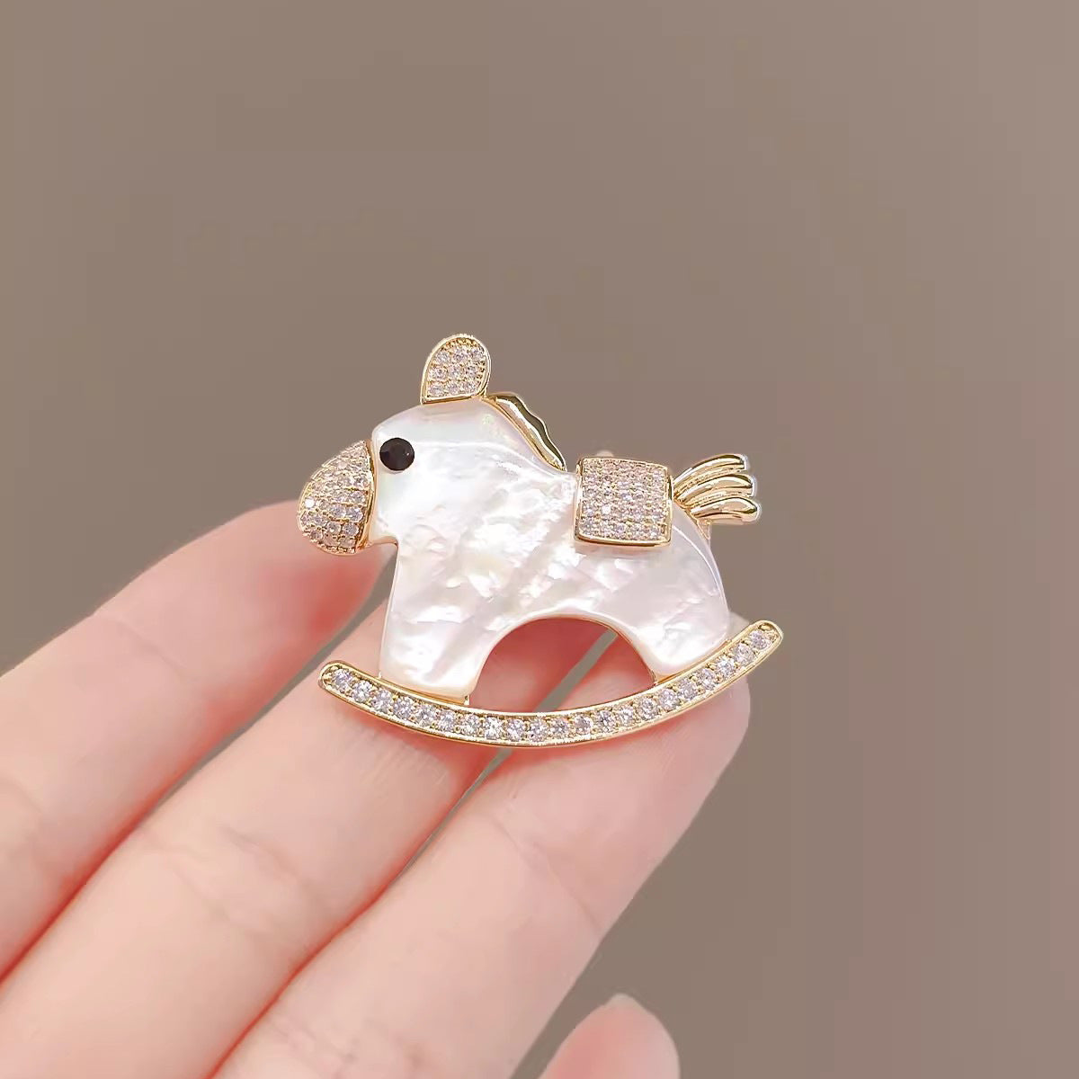 Trojan Horse Acrylic Brooch PA5865