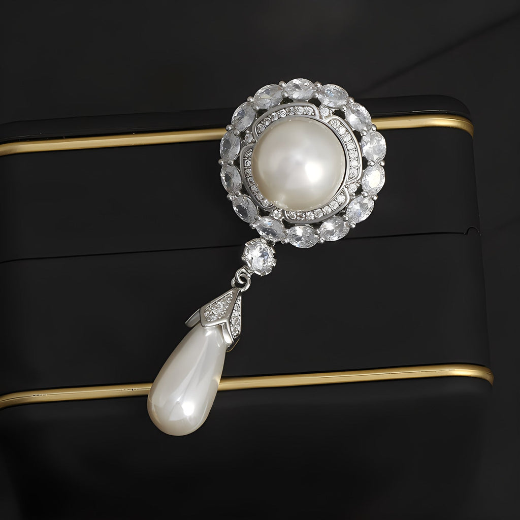 Duchess Crystal Alloy Rhinestone Brooch PA5866