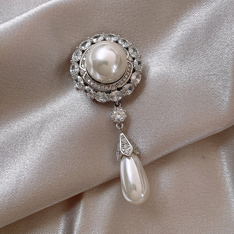 Duchess Crystal Alloy Rhinestone Brooch PA5866