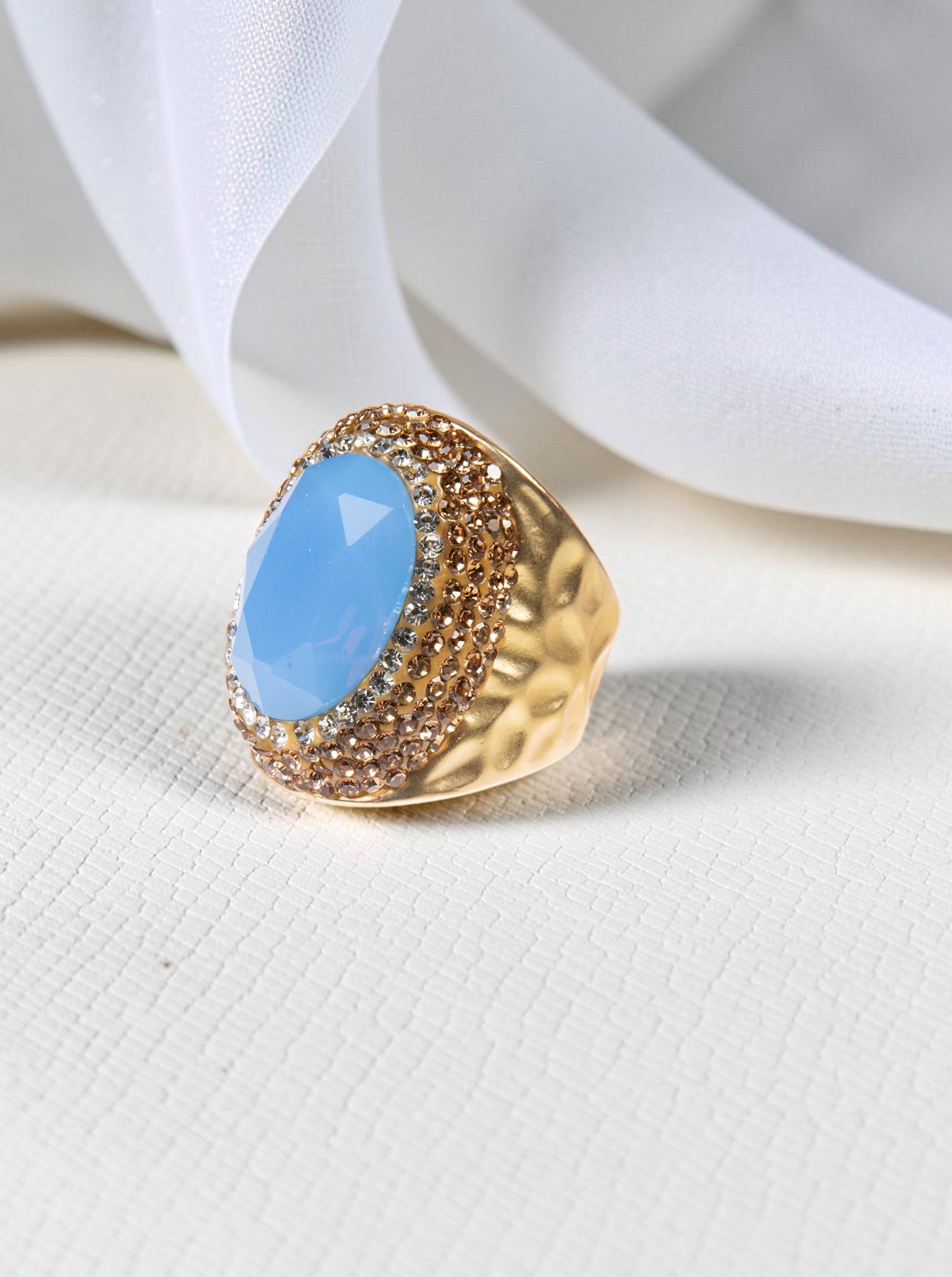 Round Crystal Pavé Cocktail Ring R2531 - Blue Opal