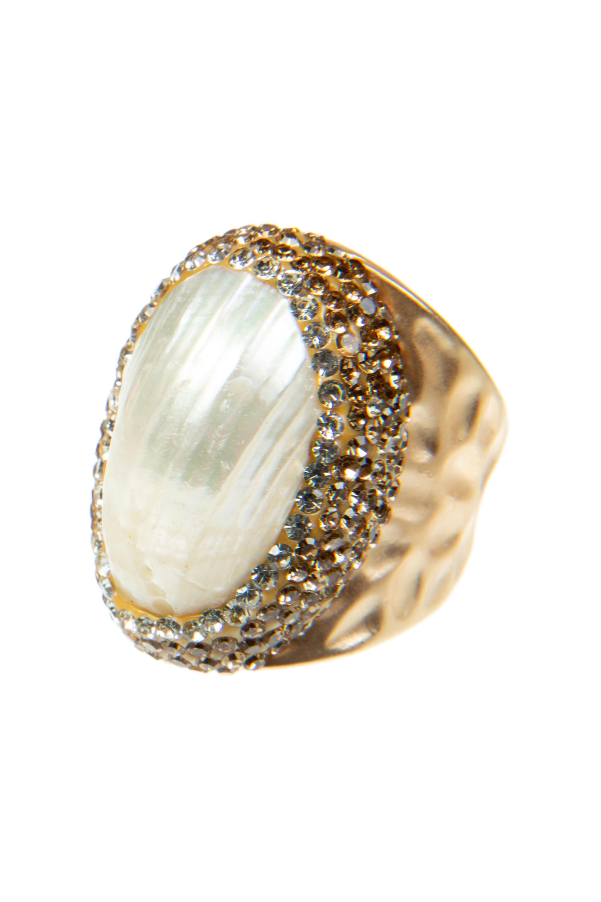 Shell Pavé Cocktail Ring Ring R2544