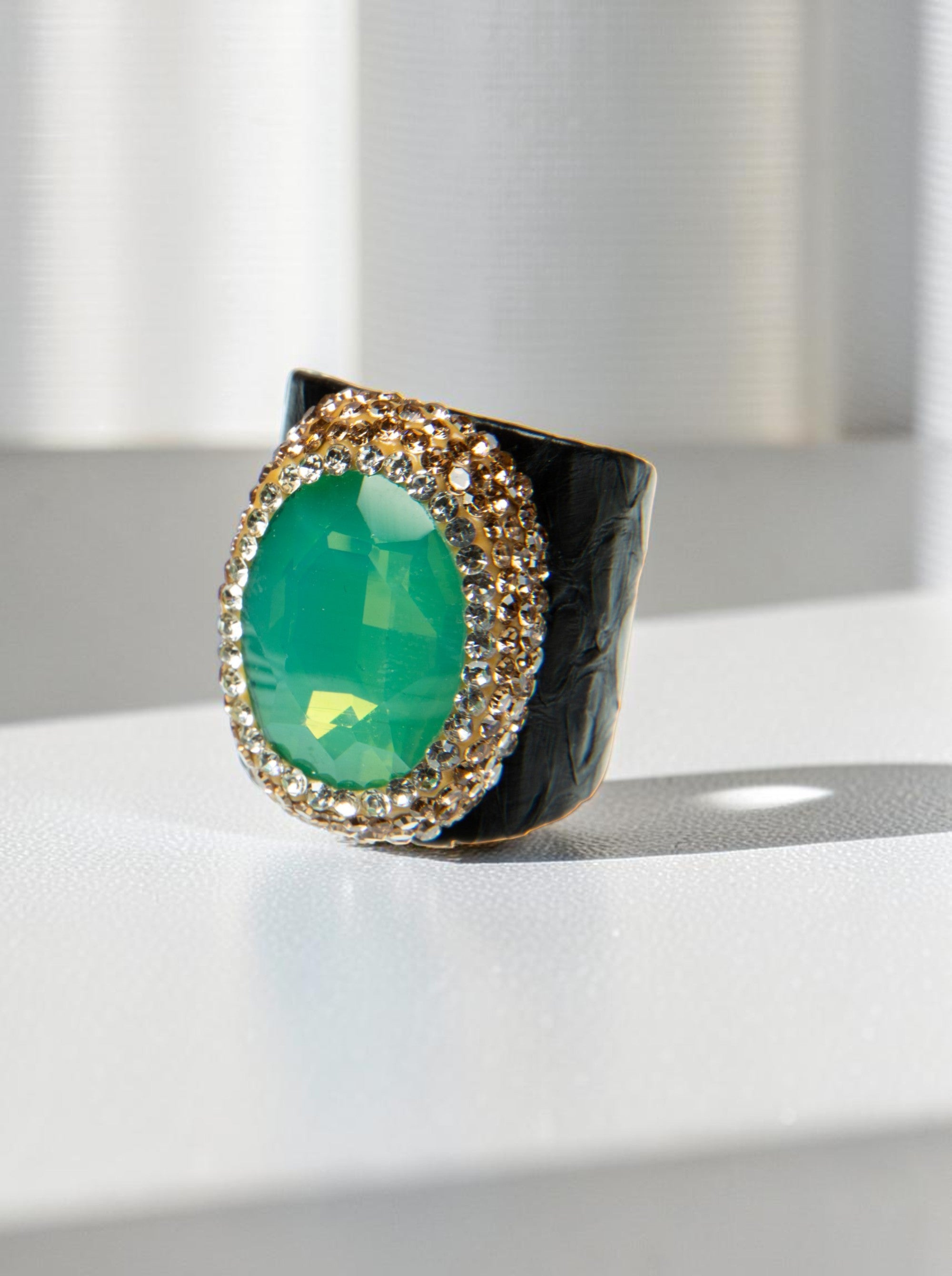 Round Crystal Pavé Cocktail Ring R2553
