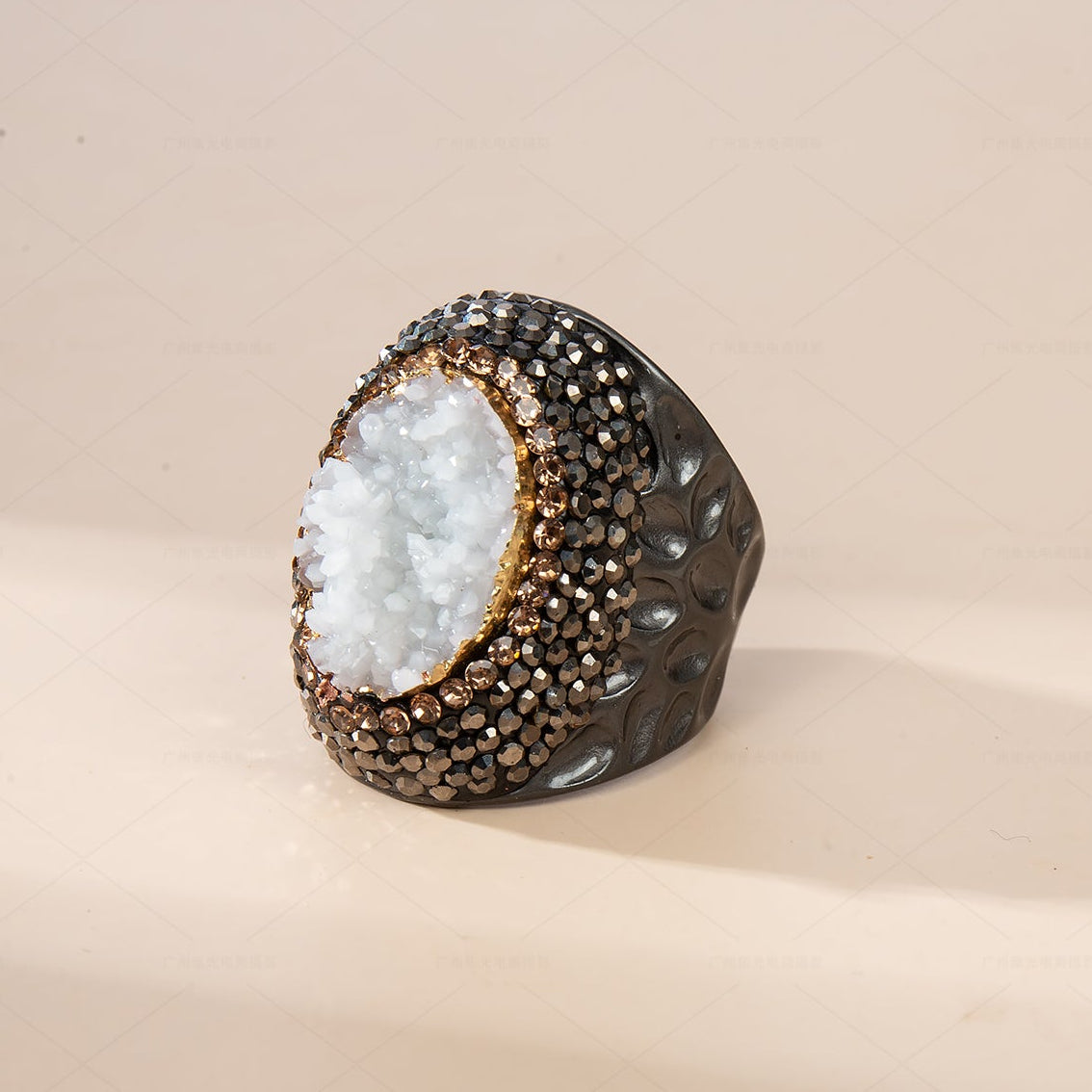 Resin Druzy Pavé Cocktail Ring R2601