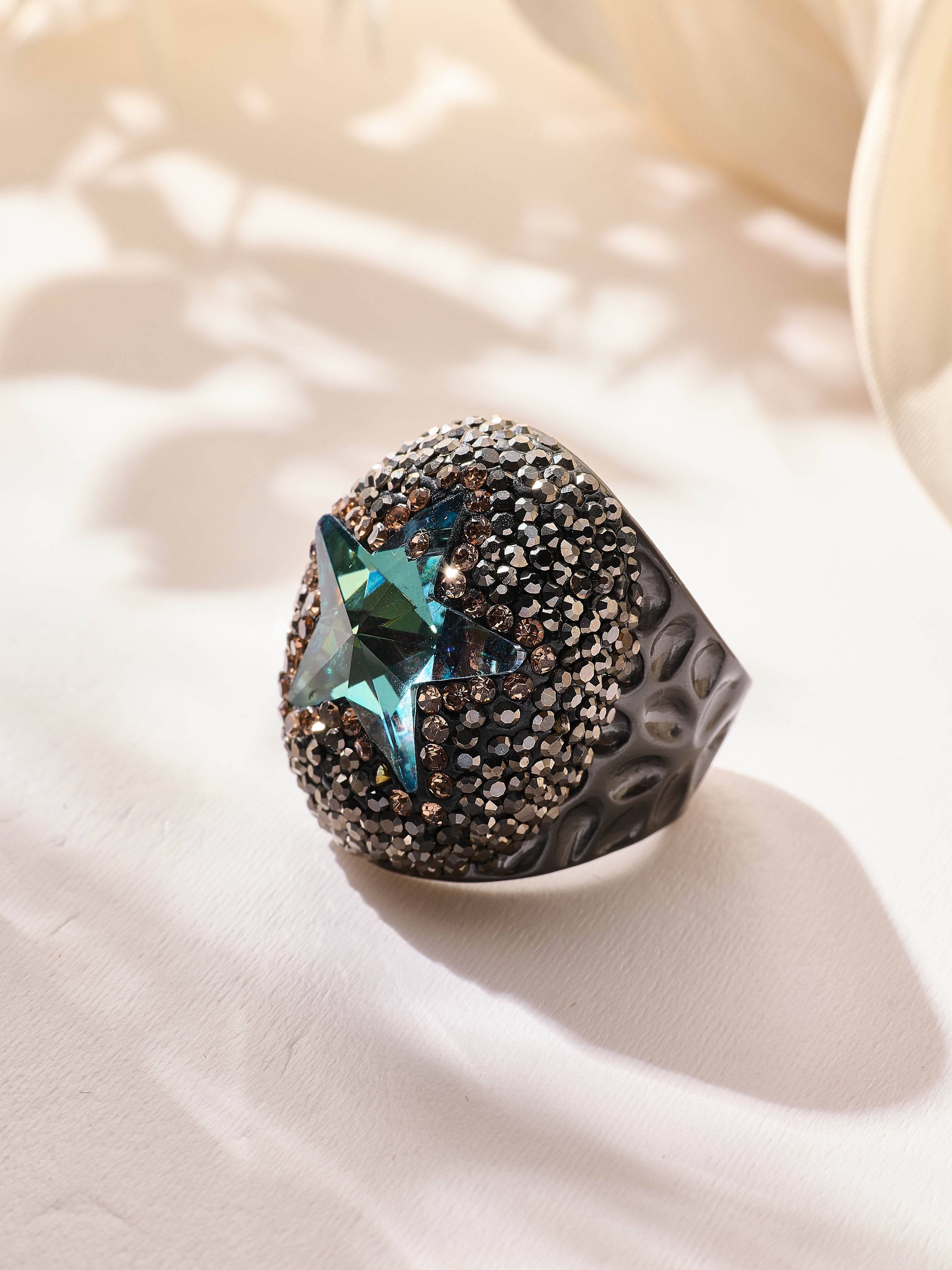 Glass Rhinestone Alloy Rings R2737-Black