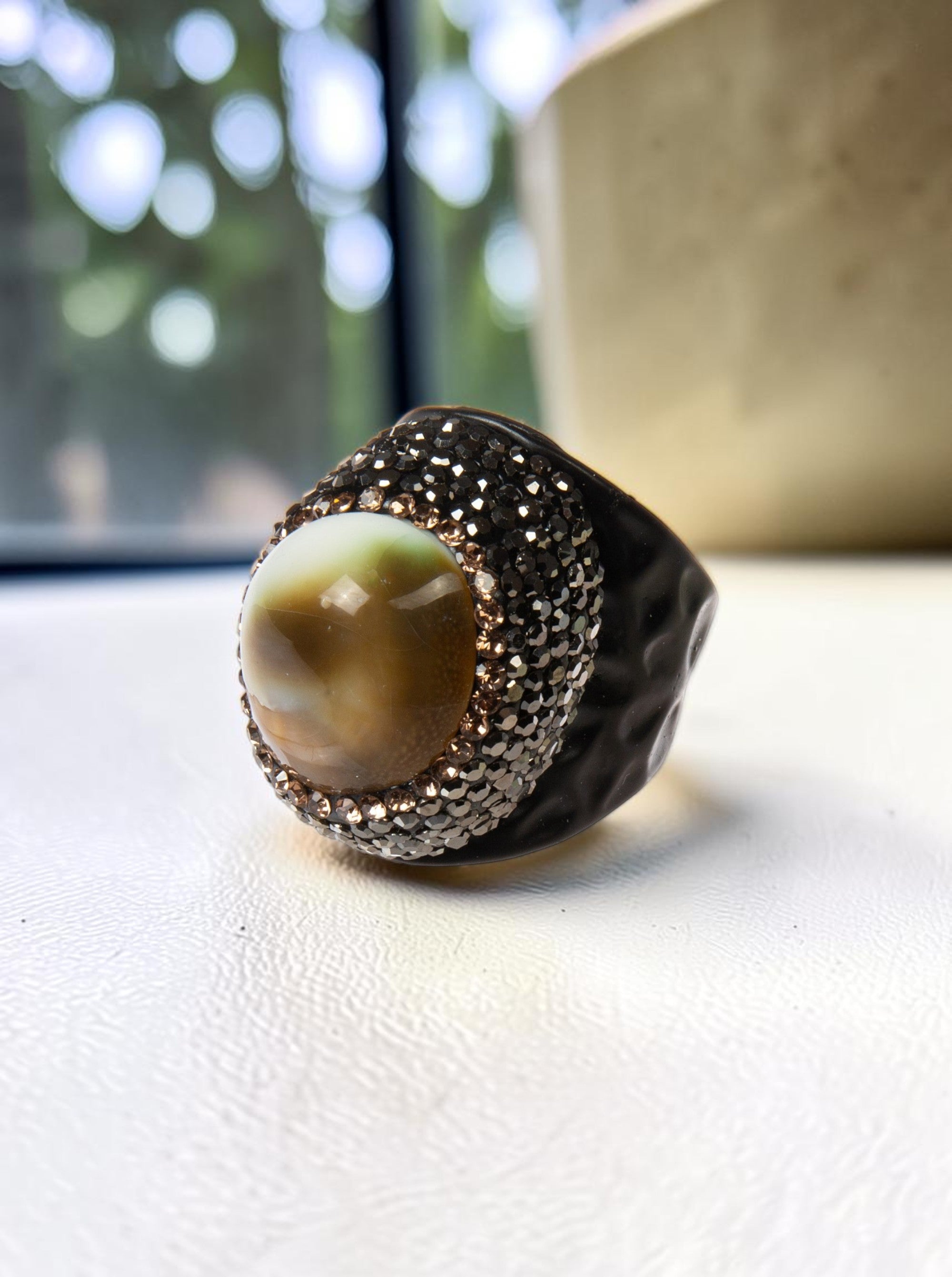 Shell Pavé Cocktail Ring R2852- Black