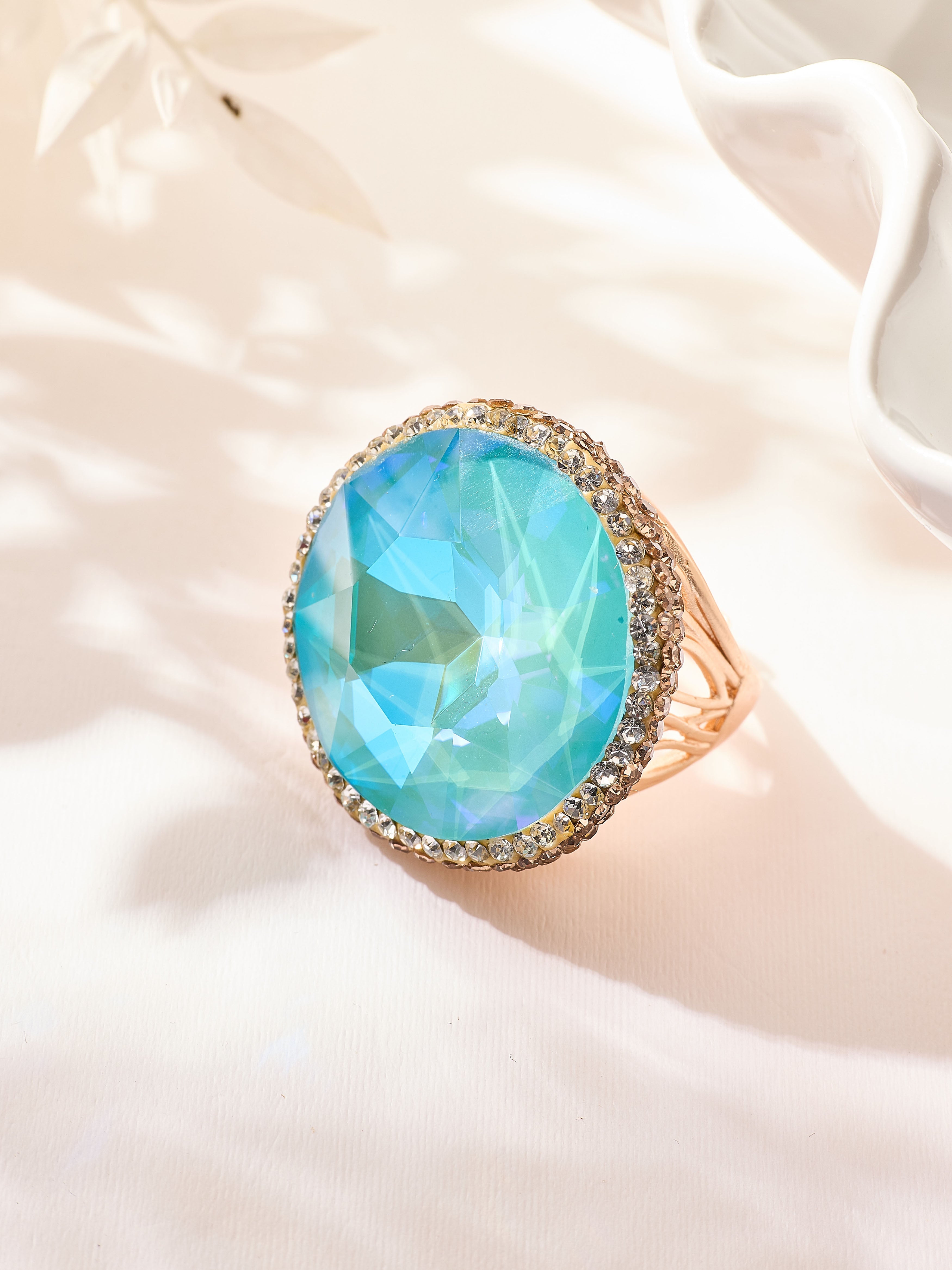 Crystal Pavé Cocktail Ring R2895-Gold