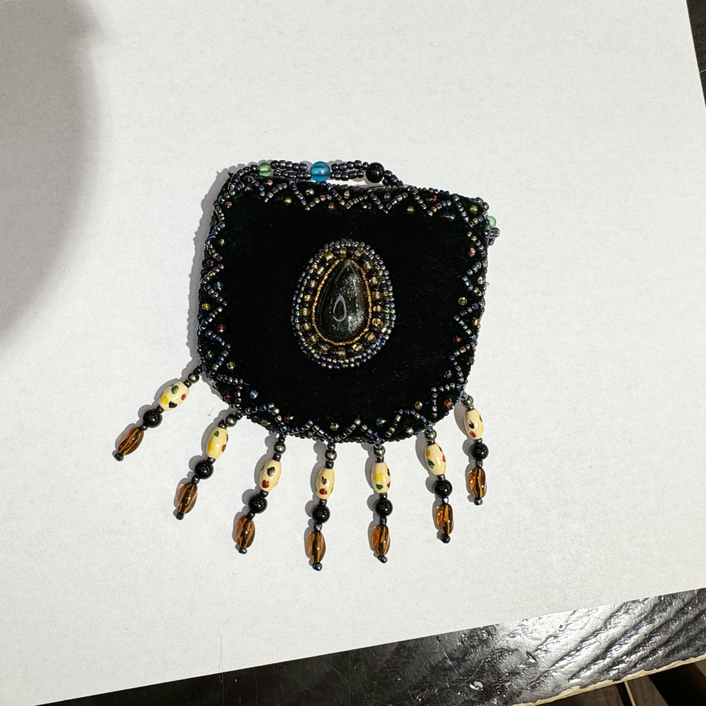Teardrop Stone Velvet Small Amulet Bag/Necklaces V0715